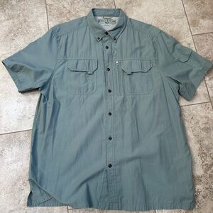 Field & Stream Mountain green Universal Travel Button-Up Shirt, size men's large